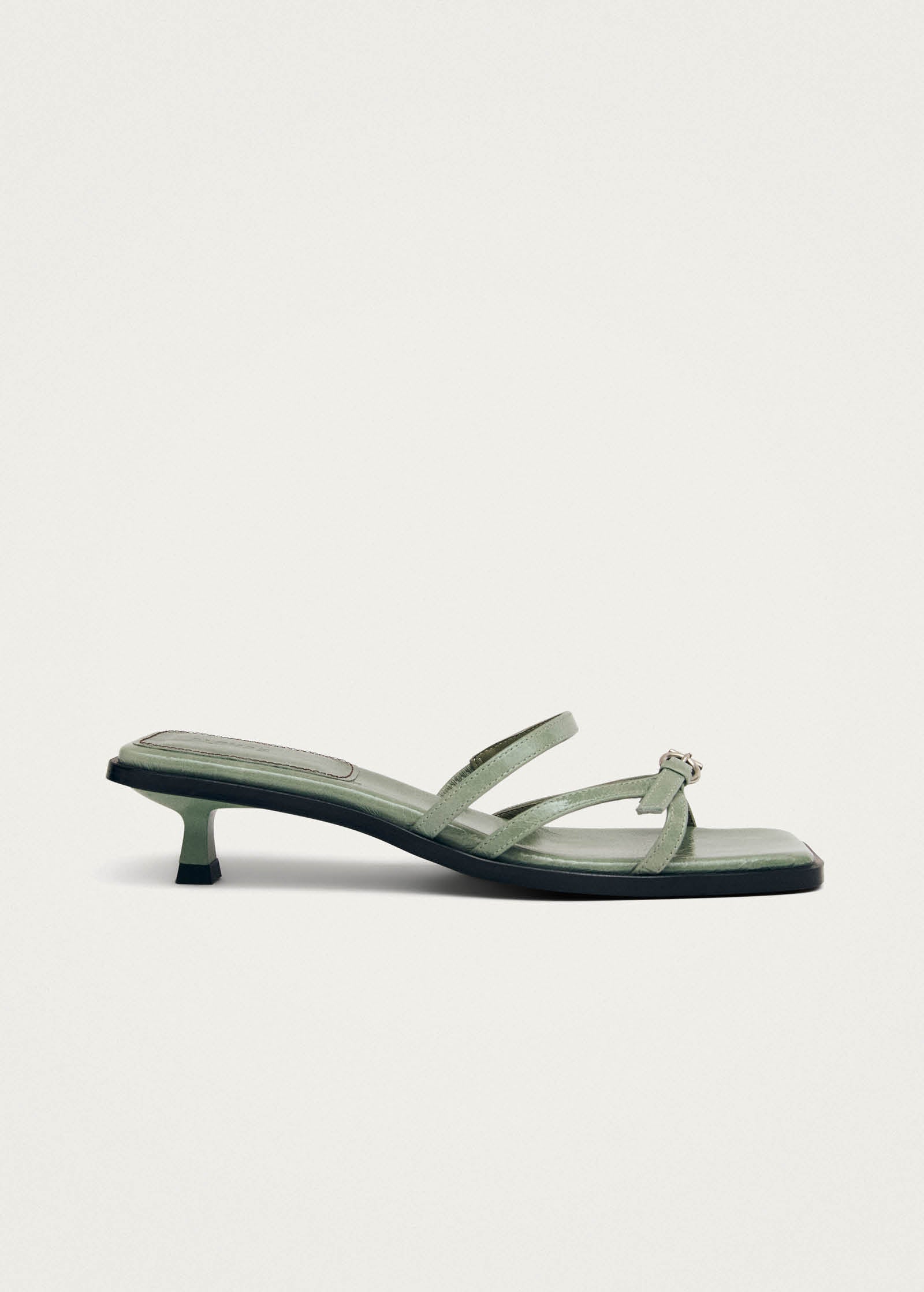 liko-onix-matcha-leather-sandals-3